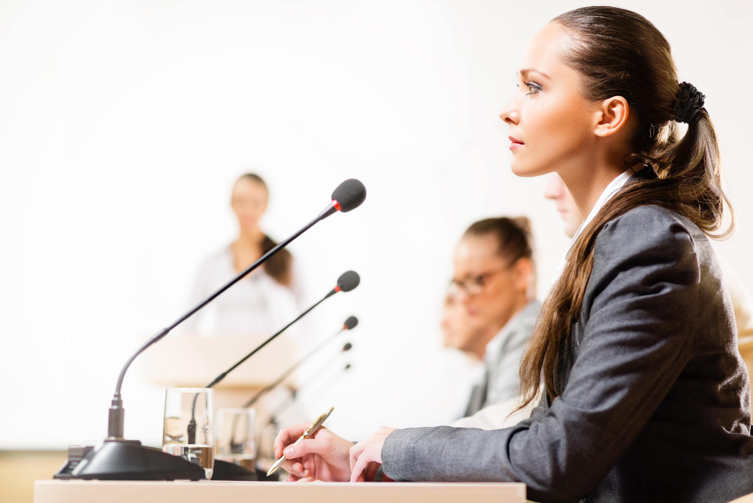 Office Audio Visual Ottawa - AV Geeks COMMERCIAL AUDIO VISUAL-min